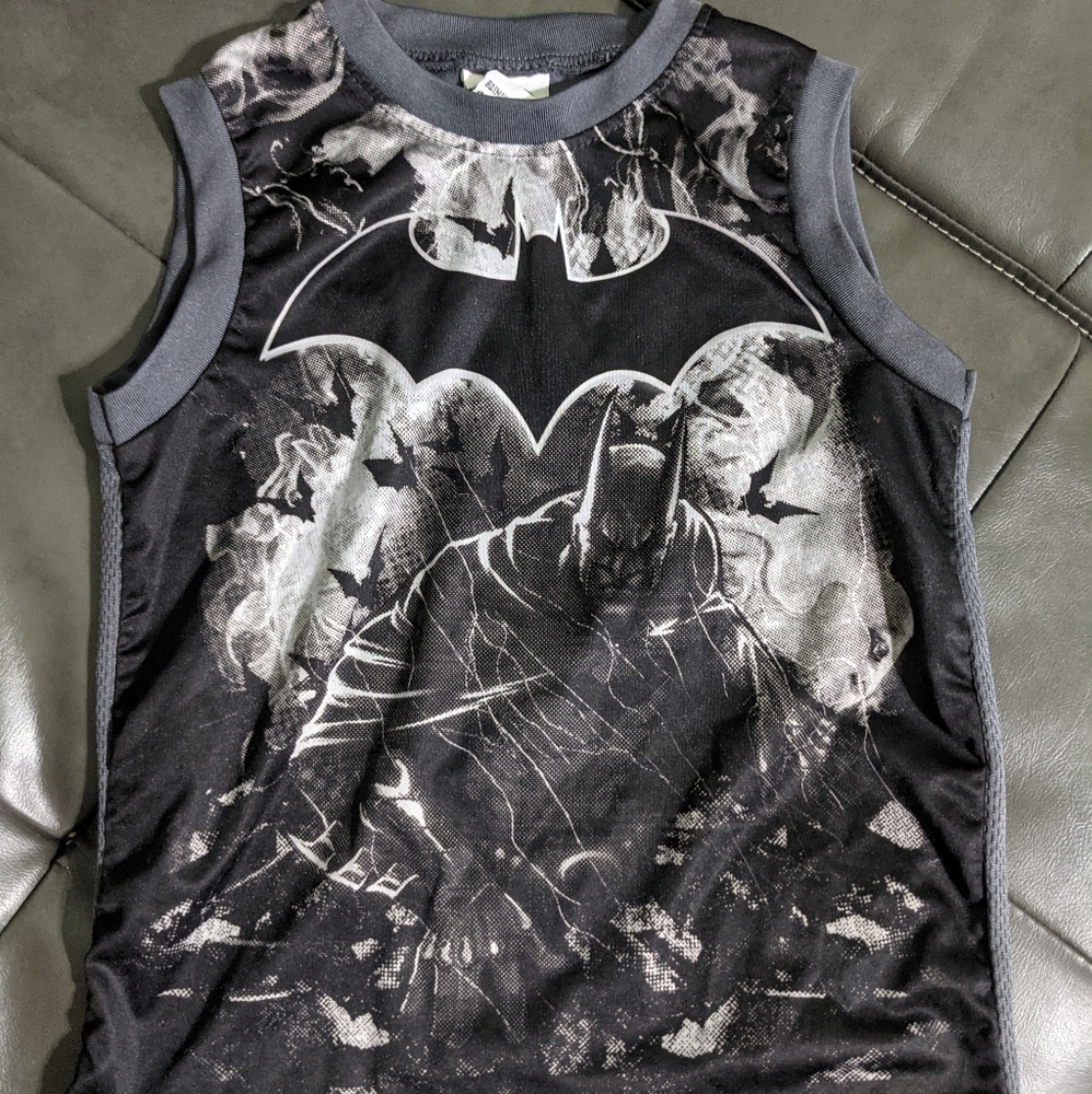 Boys Batman tank top size 5